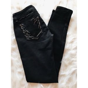 Miss Me Black Denim Skinny Jeans // 👖